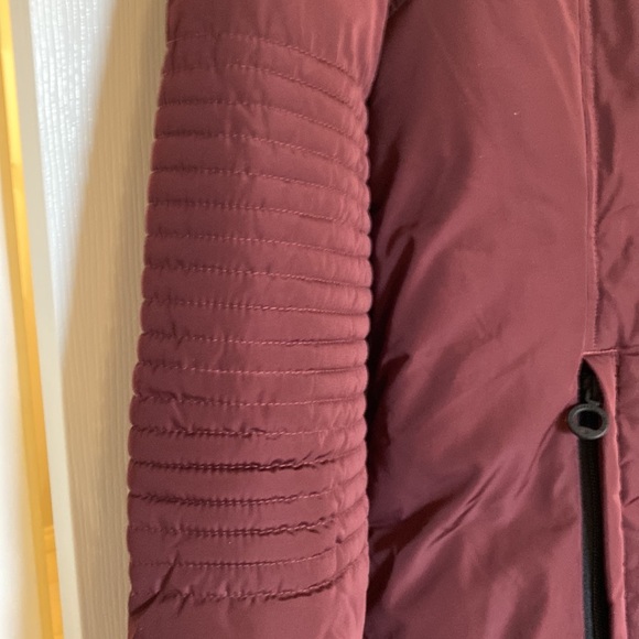 Noize Joyce Vegan Winter Parka Jacket in Mulberry - Picture 8 of 11